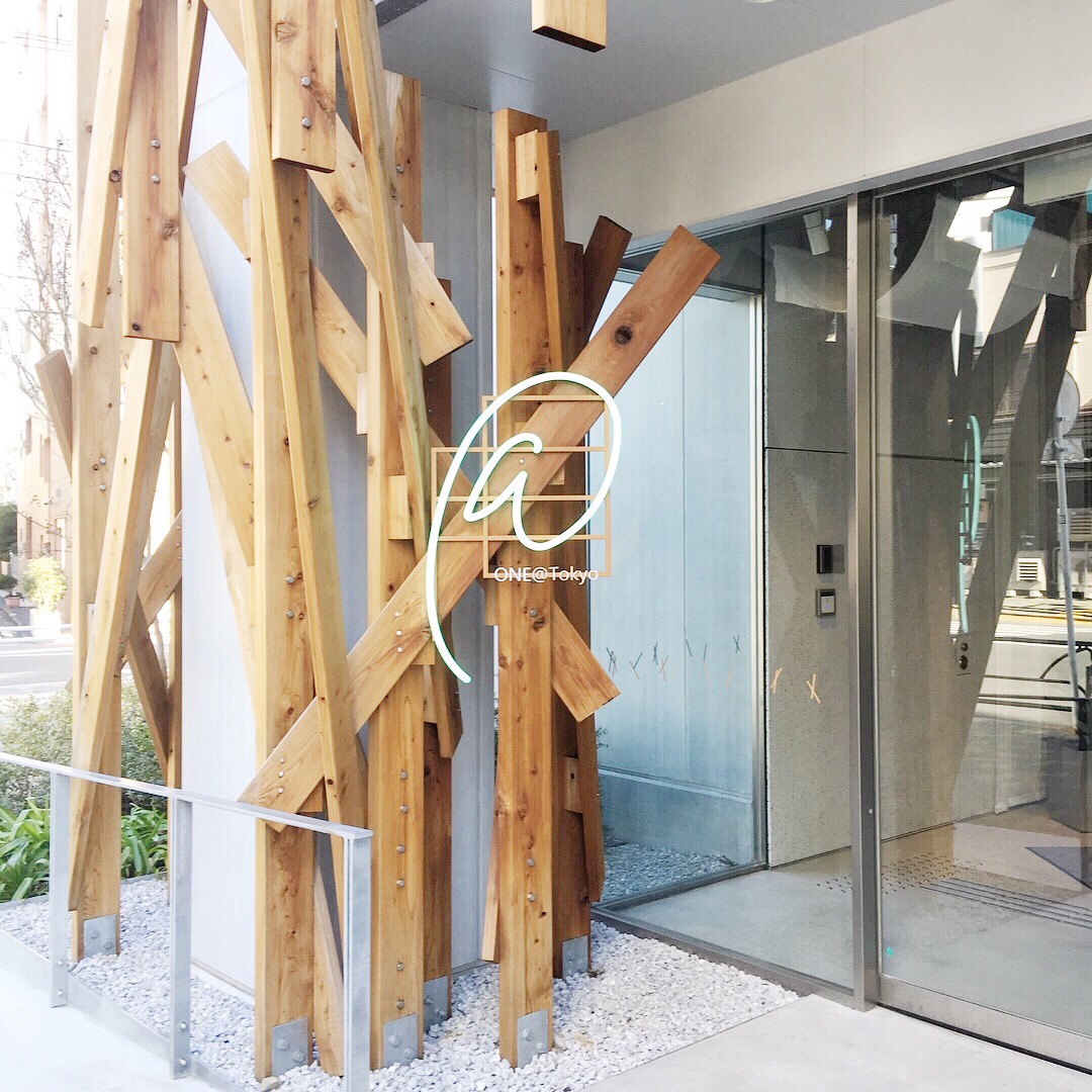 ONE@Tokyo Lobbycafeの入り口